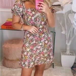 NWT LOST + WONDER mini floral dress
